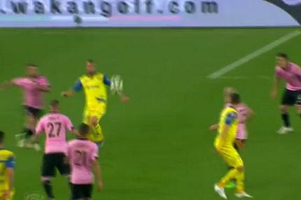 Ο μιμητής του Ζλάταν και η μαγική ασίστ (VIDEO)