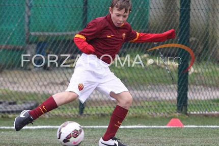 Ντέρμπι υπό το βλέμμα του μπαμπά για τον Τότι Jr.