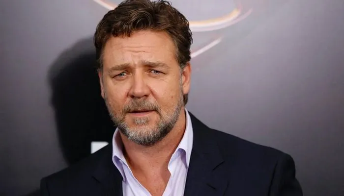 Απέσυρε το ενδιαφέρον για τη Λιντς ο Ράσελ Κρόου