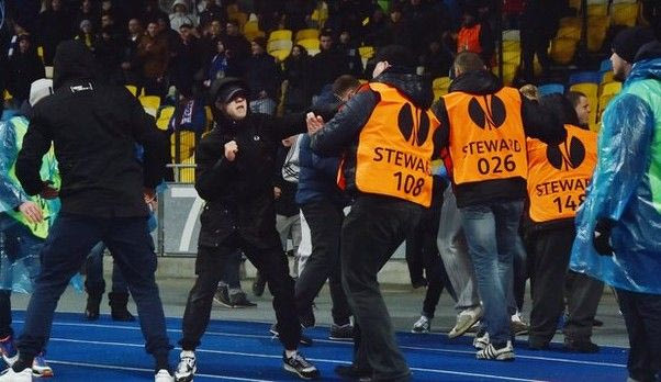 “Μικραίνει” η έδρα ενόψει Έβερτον