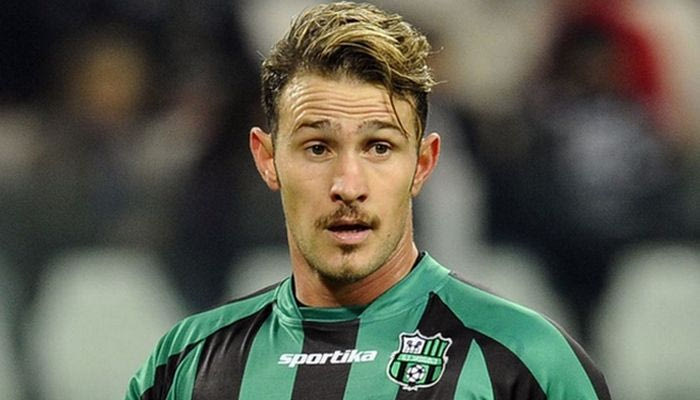 Σοκάρει ο Φλόρο Φλόρες: “Ο πρώτος προπονητής μου ήταν παιδόφιλος”