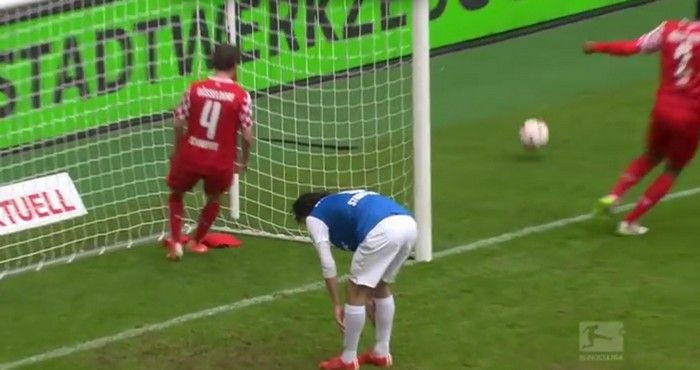 Το έχασε σε άδειο τέρμα (VIDEO)