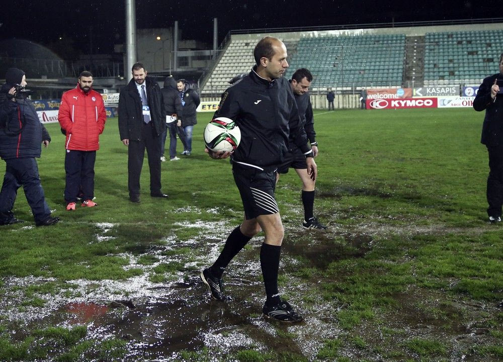 “Ακατάλληλο το γήπεδο του Πανθρακικού”