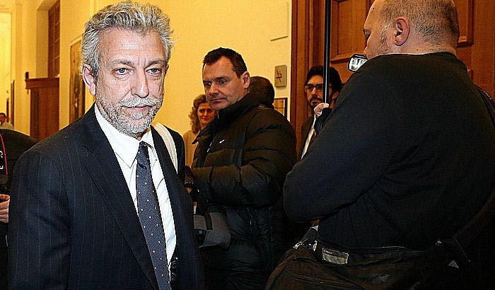 Ο Κοντονής να γίνει Σόιμπλε!