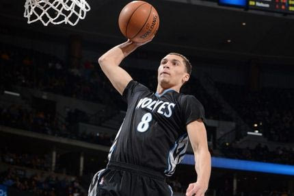 Top5: Ο Λαβίν έμεινε… στον διαγωνισμό καρφωμάτων (VIDEO)