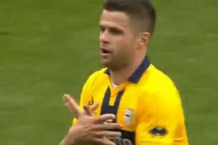 Σκόραρε και πανηγύρισε με τον αλβανικό αετό ο Λίλα (VIDEO)