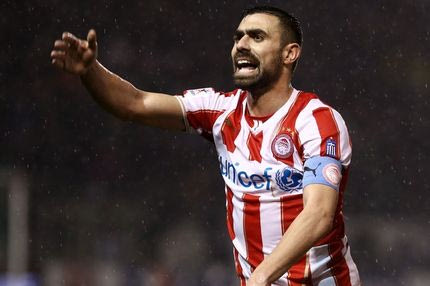 Βούρος αντί Μανιάτη στην αποστολή του Ολυμπιακού για Μπάγερν