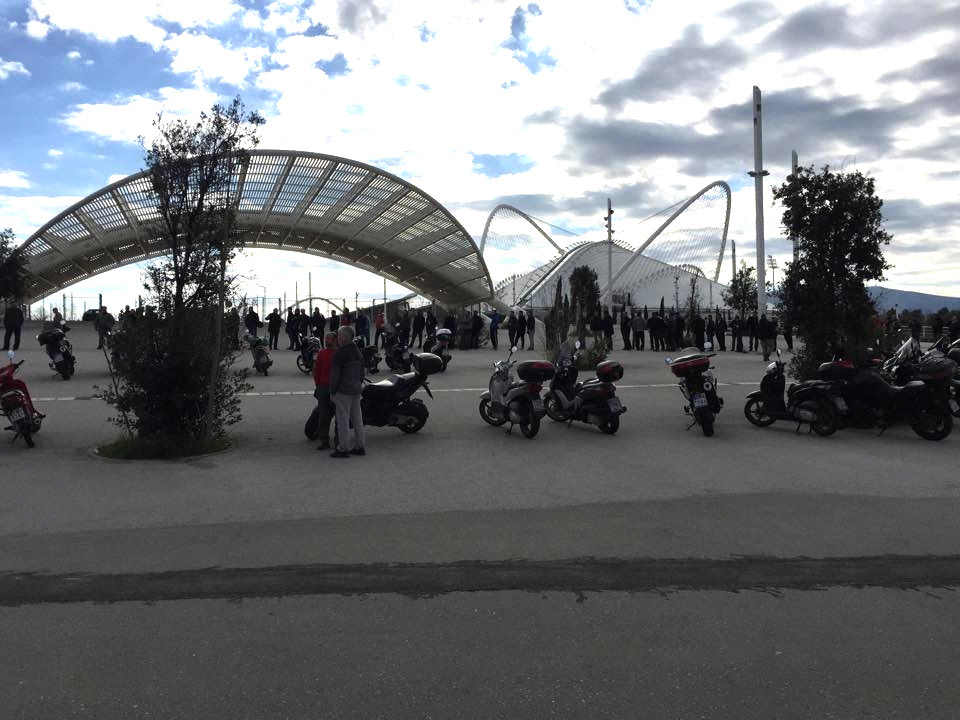 Ουρές από το πρωί για ένα εισιτήριο στο ΟΑΚΑ (PHOTOS)