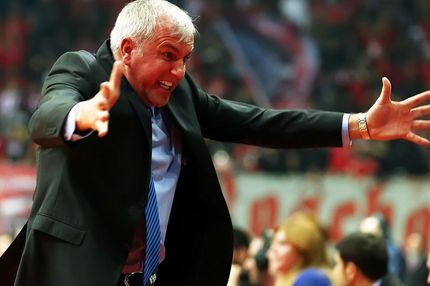 Ομπράντοβιτς: “Αν οι παίκτες μας συνεχίσουν έτσι, θα έχουμε πρόβλημα”