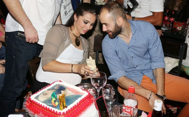 Τα σημάδια δείχνουν ευρωπαϊκό! Έγκυος η Χοψονίδου