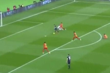 Και ο Λαβέτσι τα χάνει αυτά… (VIDEO)