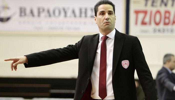 Σφαιρόπουλος: “Μία ομάδα, μία γροθιά”