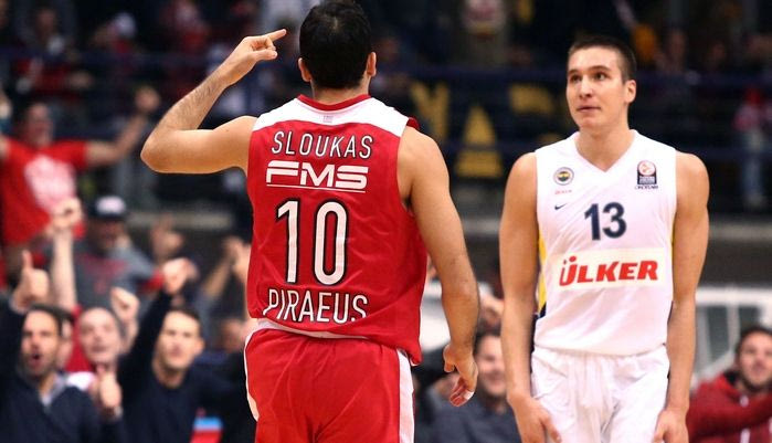 To τρομερό “buzzer beater” τρίποντο του Σλούκα (VIDEO)