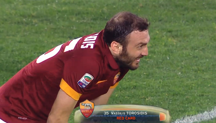 H αποβολή του Τοροσίδη στο ντέρμπι με την Γιουβέντους (VIDEO)