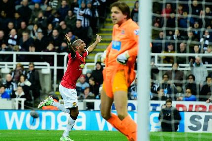 28η αγ.: Ο Κρουλ… έσωσε την Γιουνάιτεντ, στο +5 η Τσέλσι (VIDEOS)