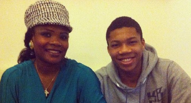 Οι ευχές του Αντετοκούνμπο στη μητέρα του