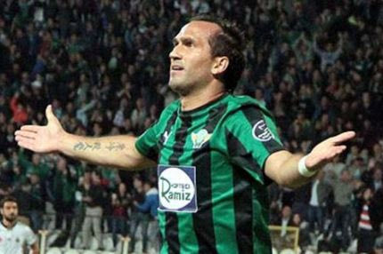 Προσφυγή στη FIFA ο Γκέκας