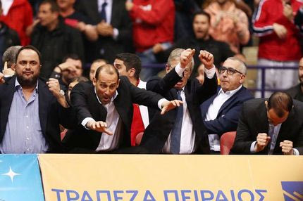 Έτσι έζησαν οι Αγγελόπουλοι τη νίκη επί της Μπαρτσελόνα (VIDEO)