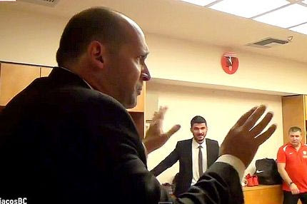 Ο λόγος του Αγγελόπουλου στα αποδυτήρια: “Εσάς θα τρέμουν στη Μαδρίτη” (VIDEO)