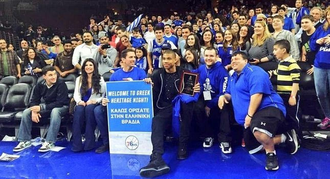 Ελληνική βραδιά στη Φιλαδέλφεια για τον Αντετοκούνμπο (VIDEO)