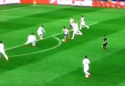 Συνεχίζει τα μαγικά ο Τουράν (VIDEO)