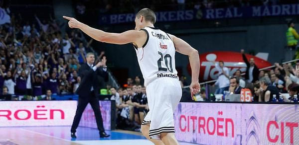 VIDEO: Το νικητήριο τρίποντο του Κάρολ