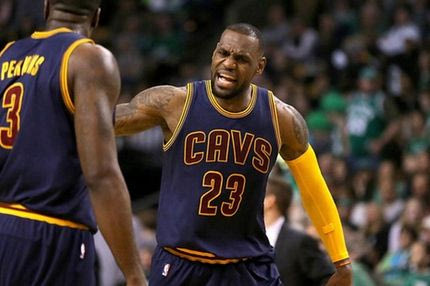 Πήραν σκούπα και “καθάρισαν” οι Καβς (VIDEOS)