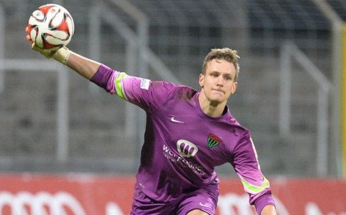 Πήγε για βολέ και του βγήκε… γκολ! (VIDEO)