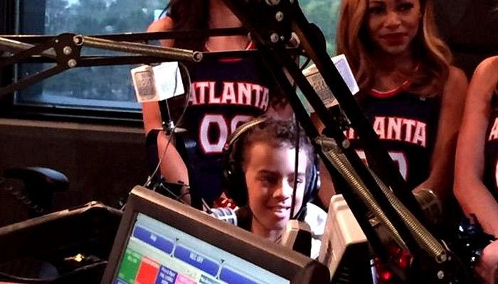 Η μεγάλη κίνηση των Χοκς με παιδί που πάσχει από λευχαιμία