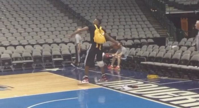 ΑΠΙΣΤΕΥΤΟ ΚΑΛΑΘΙ! Η απάντηση του Χάουαρντ στον Λεμπρόν (VIDEO)