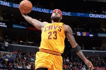 Top10: Εξωπραγματικός Λεμπρόν (VIDEO)