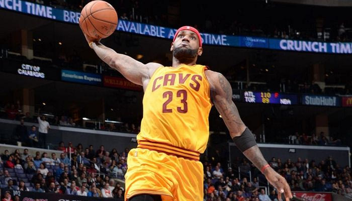 Top10: Εξωπραγματικός Λεμπρόν (VIDEO)