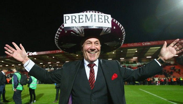 “Τρελάθηκε” ο πρόεδρος της Μπόρνμουθ (VIDEO)