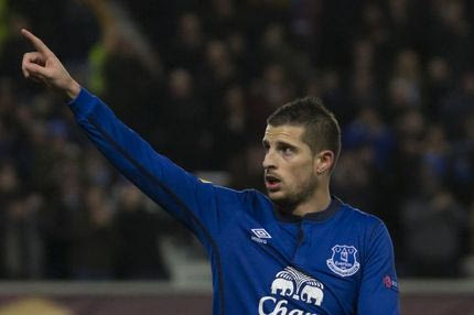 “Ματιές” σε Μιραλάς από Γουέστ Χαμ