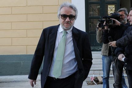 Επιμένει ο Κομπότης