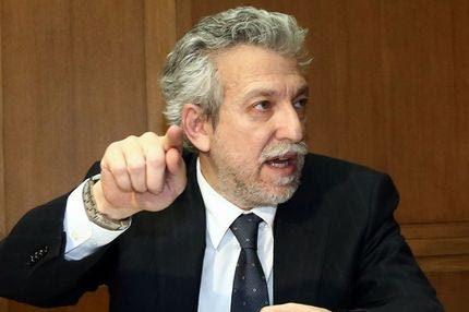 Ο Κοντονής έβγαλε τα τανκς