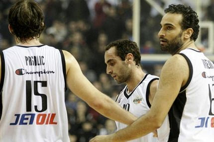 Πήρε αναβολή η ΚΑΕ ΠΑΟΚ για Κούβελα