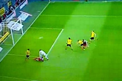 Γκολ η Μπάγερν, δεν πανηγύρισε ο Λεβαντόφσκι (VIDEO)