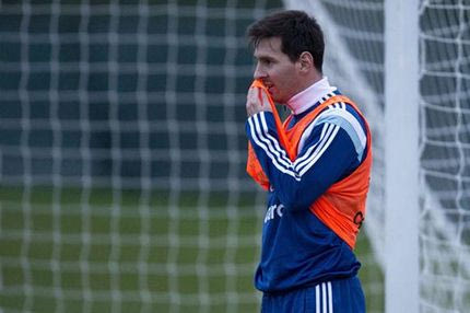 Δεν μπορούσε να βάλει παπούτσι ο Μέσι (PHOTO)