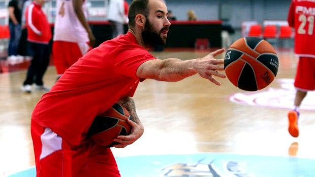 Πλήρης ο Ολυμπιακός με στόχο το 2-1