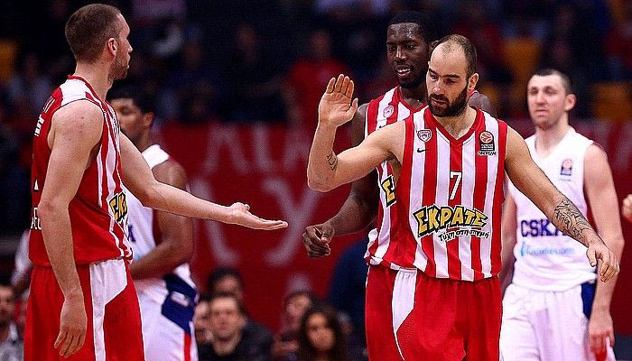 Με σέντερ τον… Σπανούλη