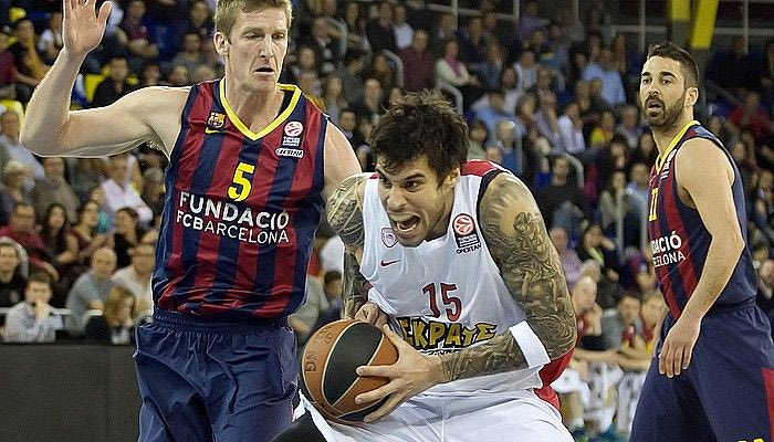 Ο Ολυμπιακός έχασε από την άμυνά του