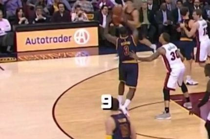 Έκανε εννέα βήματα και πέρασε απαρατήρητος! (VIDEO)