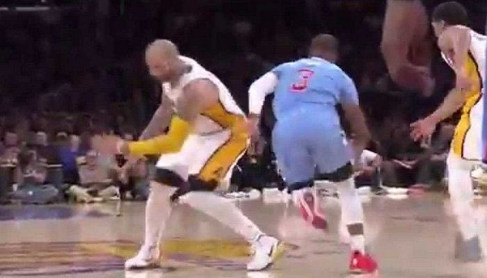 “Ποδιά” του Πολ: Έπιασε τον Μπούζερ κορόιδο (VIDEO)