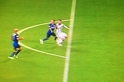 Το ανύπαρκτο πέναλτι της Γιουβέντους (VIDEO)