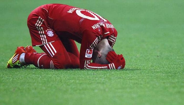 ΣΟΚ: Εκτός μέχρι το τέλος της χρονιάς ο Ρόμπεν, πρόβλημα και ο Λεβαντόφσκι