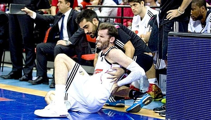 Επιπόλαιος ο τραυματισμός του Φερνάντεθ