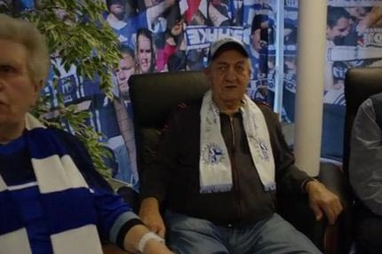 Φαν κλαμπ σε γηροκομείο! (VIDEO)