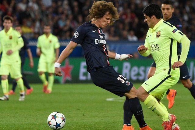 Οι “ποδιές” του Σουάρες στον Νταβίντ Λουίζ (VIDEOS)