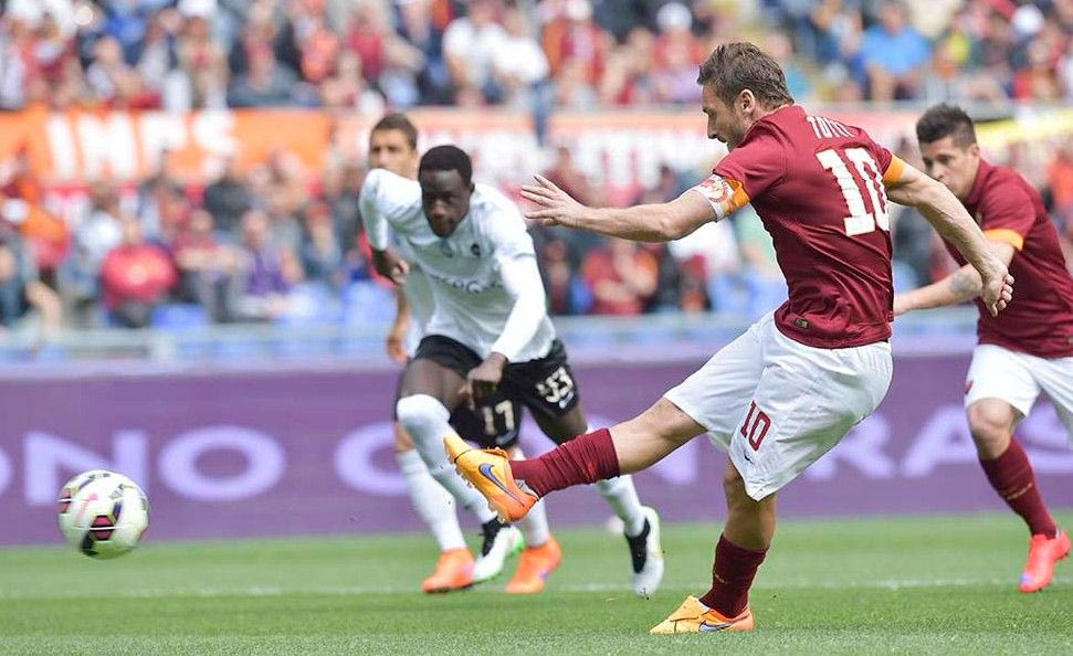 Τότι: “Είμαι εδώ, διαθέσιμος”